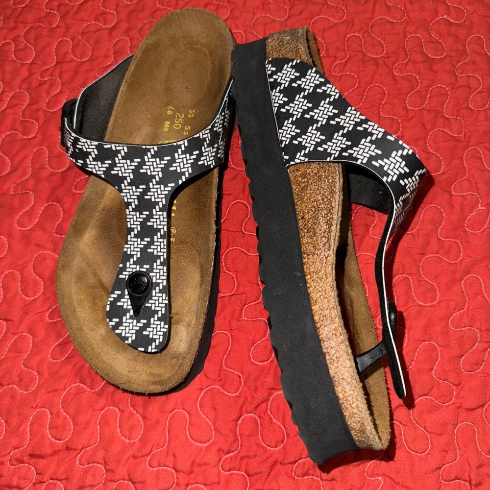 Birkenstock Papillio Gizeh Platform•39•EUC